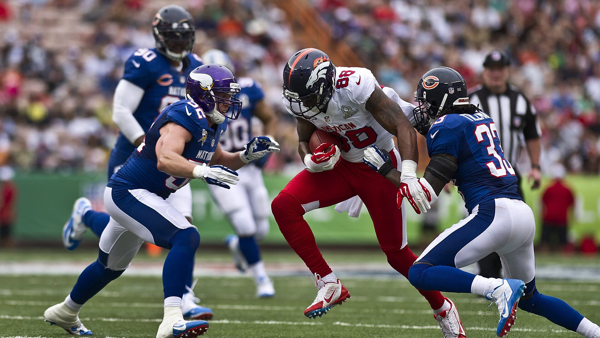 尼克斯击败勇士,抢七大战中布伦森带伤作战,布克去尼克斯